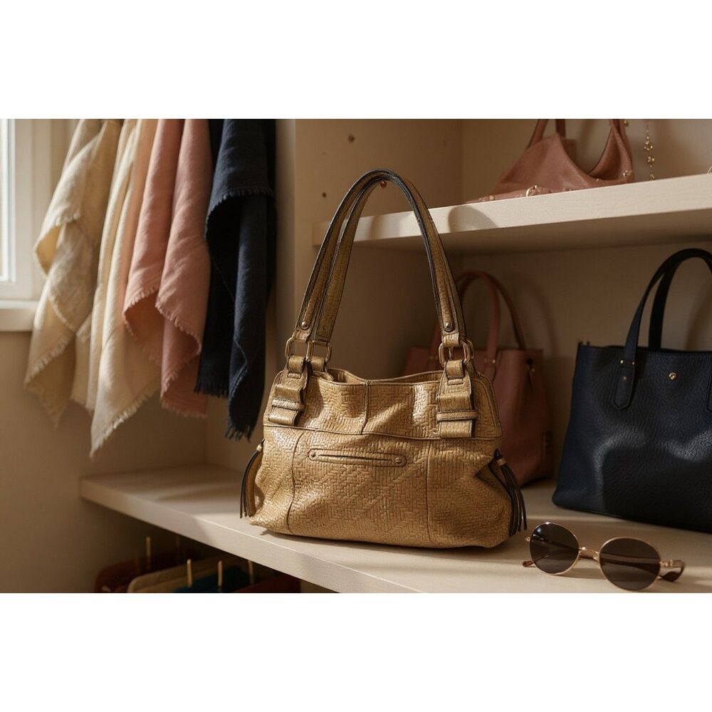 B. Makowsky Brown Leather Women Tote Shoulder Satchel Bag A220355